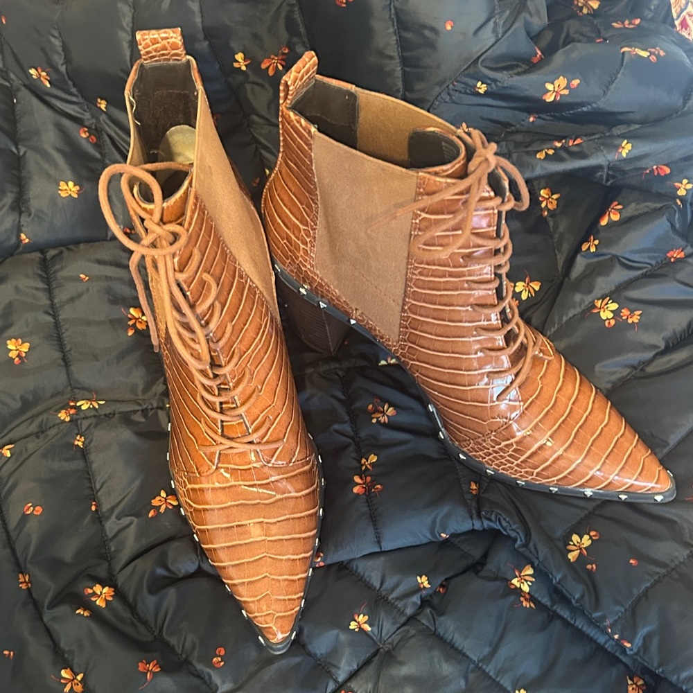 Charles By Charles David Brown Croc Lace-Up Boots - Picture 7 of 8